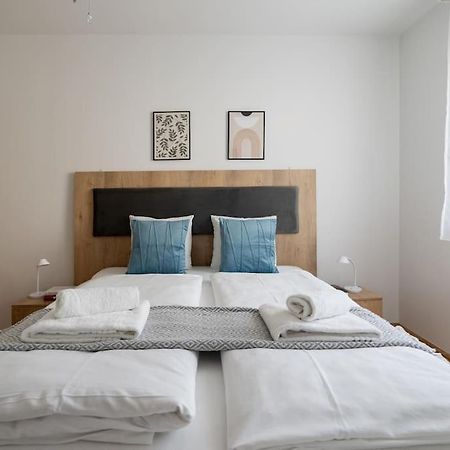 Cute 1Br Hideaway & City Quick By Hm Wina Bagian luar foto