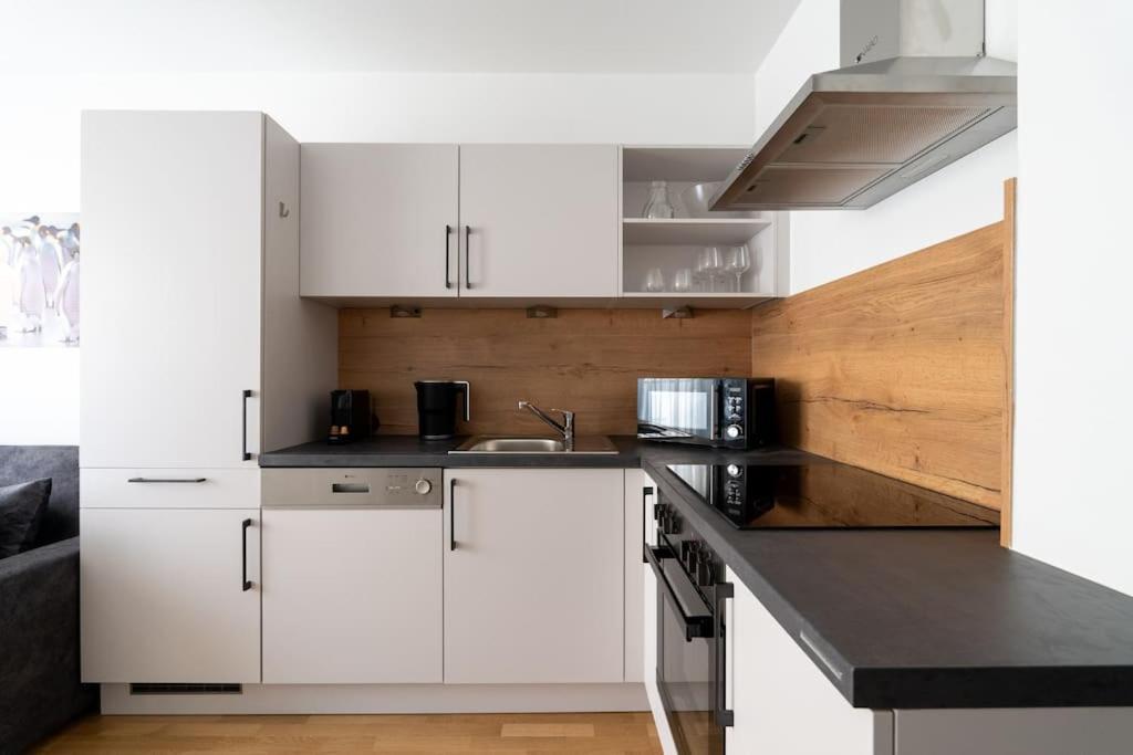 Cute 1Br Hideaway & City Quick By Hm Wina Bagian luar foto