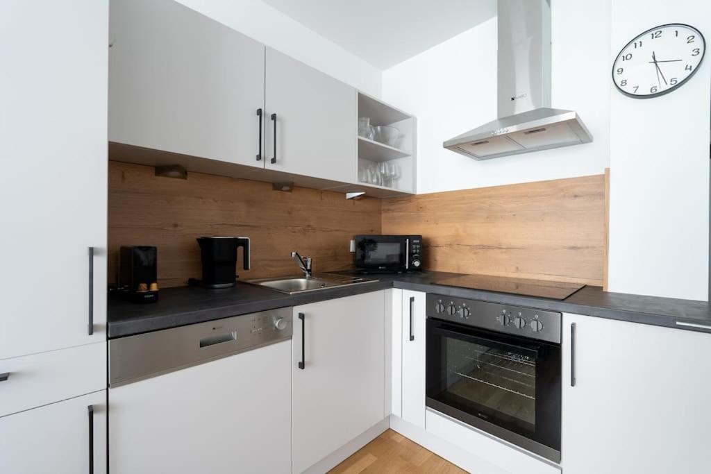 Cute 1Br Hideaway & City Quick By Hm Wina Bagian luar foto